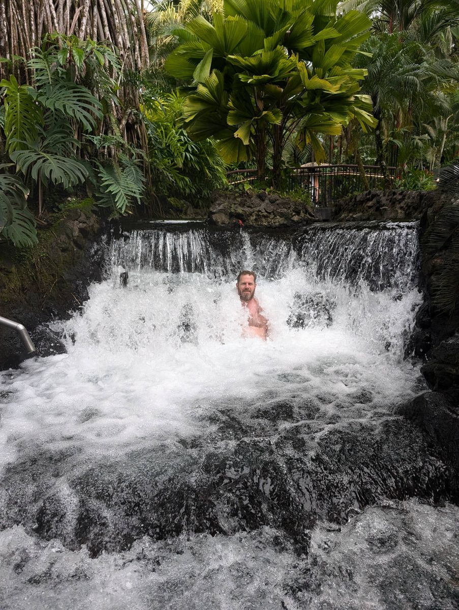 The hot spring waterfall