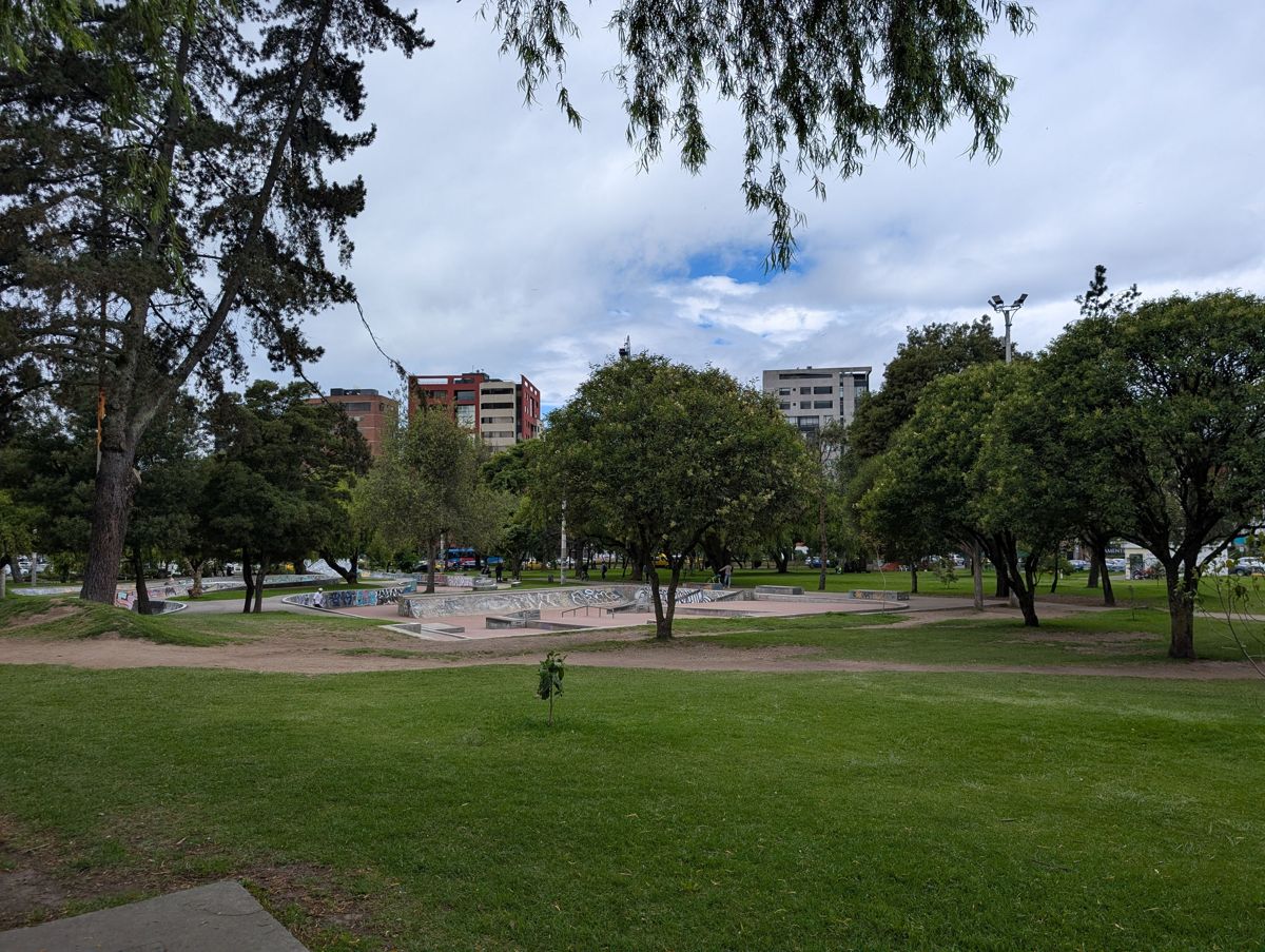 The street plaza, with the city behind