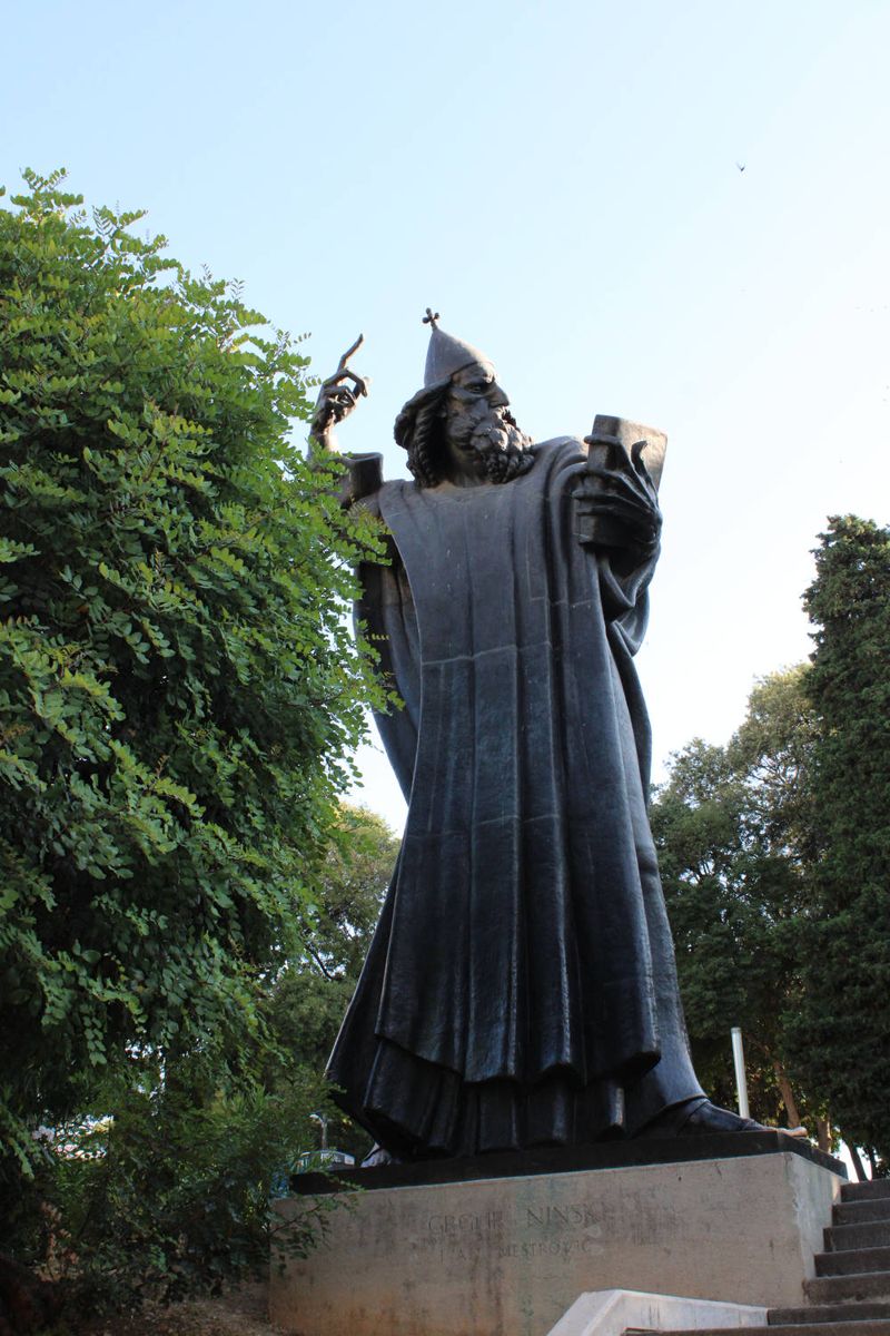 A big bronze statue